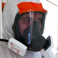 Photo Asbest-Sanierer in Test-Zone